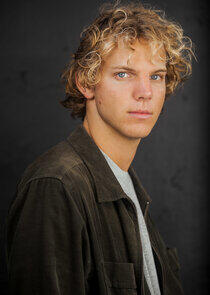photo of David Howell photo of David Howell