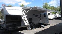 An RV with Elbow Room An RV with Elbow Room