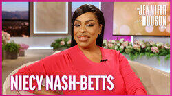Molly Sims, Niecy Nash-Betts, Arianna Choi, J. Ivy Molly Sims, Niecy Nash-Betts, Arianna Choi, J. Ivy