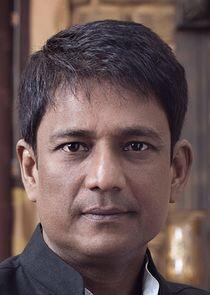 Adil Hussain Adil Hussain