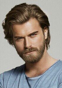 Kıvanç Tatlıtuğ Kıvanç Tatlıtuğ