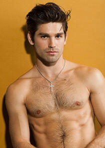 Justin Gaston