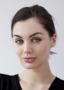 Poppy Corby-Tuech Poppy Corby-Tuech