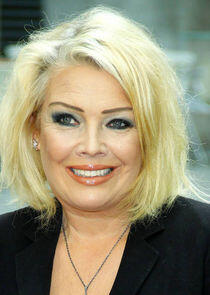 photo of Kim Wilde photo of Kim Wilde