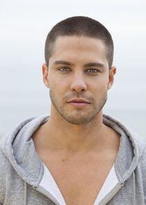 Dean Geyer Dean Geyer