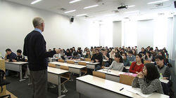 TOKYO EYE on Campus: Waseda University TOKYO EYE on Campus: Waseda University