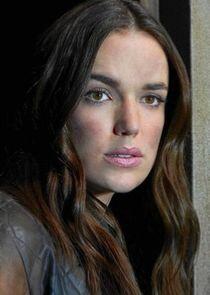 Jemma Simmons Jemma Simmons
