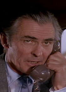 Edward Underdown Edward Underdown