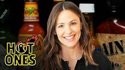 Jennifer Garner Says 'Golly' While Eating Spicy Wings Jennifer Garner Says 'Golly' While Eating Spicy Wings