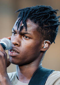 photo of Daniel Caesar photo of Daniel Caesar