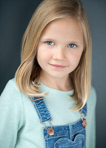 photo of Zoë Noelle Baker