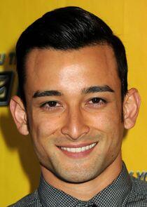 photo of Mark Kanemura photo of Mark Kanemura