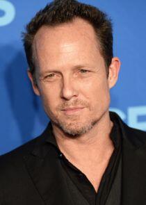 Dean Winters Dean Winters