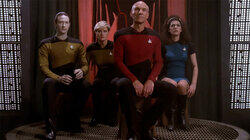 Encounter at Farpoint (1) Encounter at Farpoint (1)