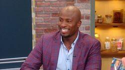 Akbar Gbaja-Biamila On Being a 'Diaper Ninja' + Mom Addicted To Phone Goes 2 Days Without It Akbar Gbaja-Biamila On Being a 'Diaper Ninja' + Mom Addicted To Phone Goes 2 Days Without It
