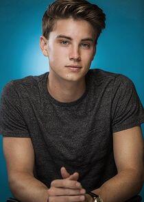 Cole Reyes Cole Reyes
