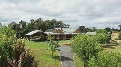 Dandenong - Carrie & Greg