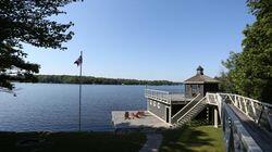 Bachelor Pad Muskoka Bachelor Pad Muskoka