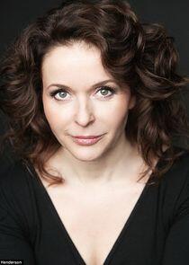 Julia Sawalha Julia Sawalha
