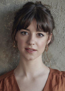 Daisy Edgar-Jones Daisy Edgar-Jones