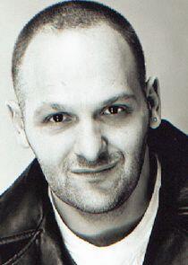 photo of Daren Elliott Holmes photo of Daren Elliott Holmes