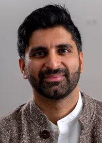 photo of Waleed Shahid photo of Waleed Shahid