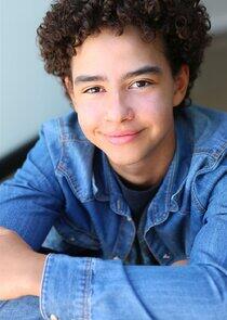 Evan Nikolas Fields