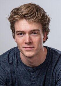 photo of Ryan Wellington photo of Ryan Wellington
