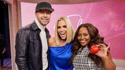 Jenny McCarthy, Tacarra Williams Jenny McCarthy, Tacarra Williams