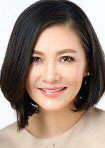 photo of Grace Mahadumrongkul photo of Grace Mahadumrongkul