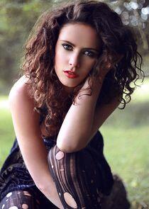 Amy Manson