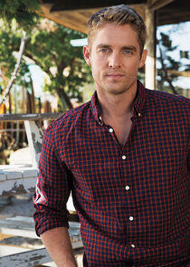 photo of Brett Young photo of Brett Young