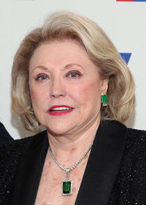 photo of Barbara Taylor Bradford