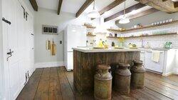 1717 Farmhouse Kitchen 1717 Farmhouse Kitchen