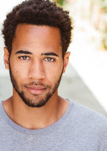 photo of Sean Thomas Simmons photo of Sean Thomas Simmons