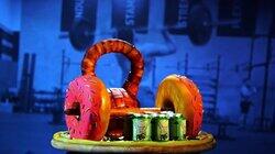 Doughnut Dumbbells and a Wine Fountain Cake Doughnut Dumbbells and a Wine Fountain Cake