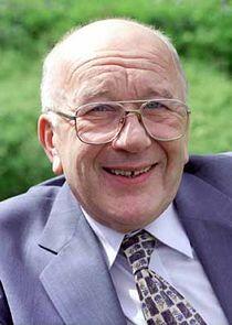 Roy Barraclough Roy Barraclough