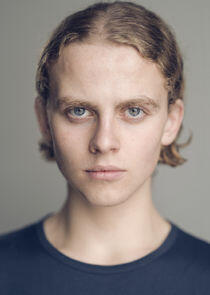 photo of Thom Ashley photo of Thom Ashley