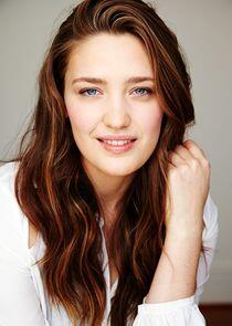 Tess Haubrich Tess Haubrich